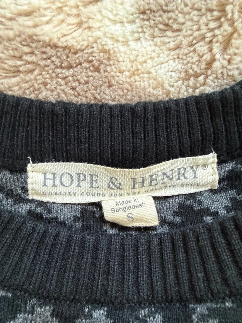 Hope & Henry Boys Black and Gray Houndstooth Crewneck Sweater